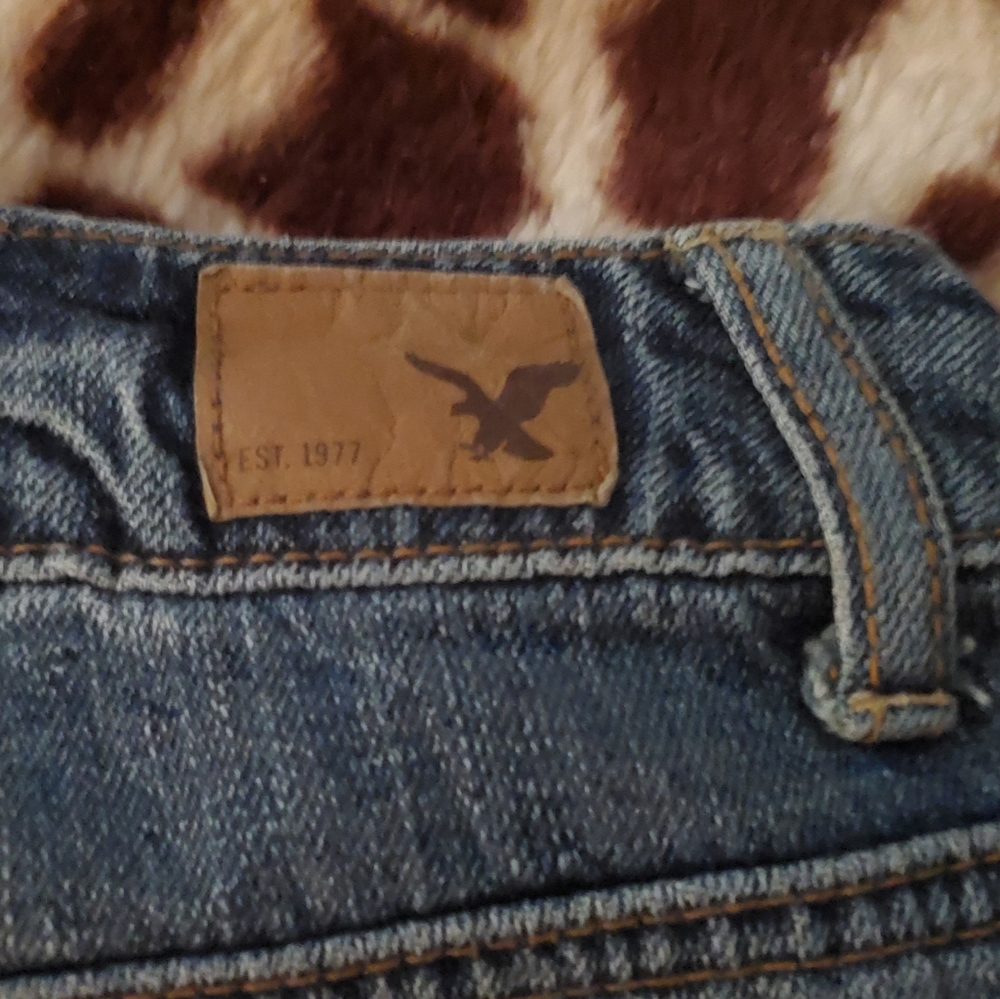 🎉HP American Eagle Patchwork Jean Shorts - Picture 8 of 9